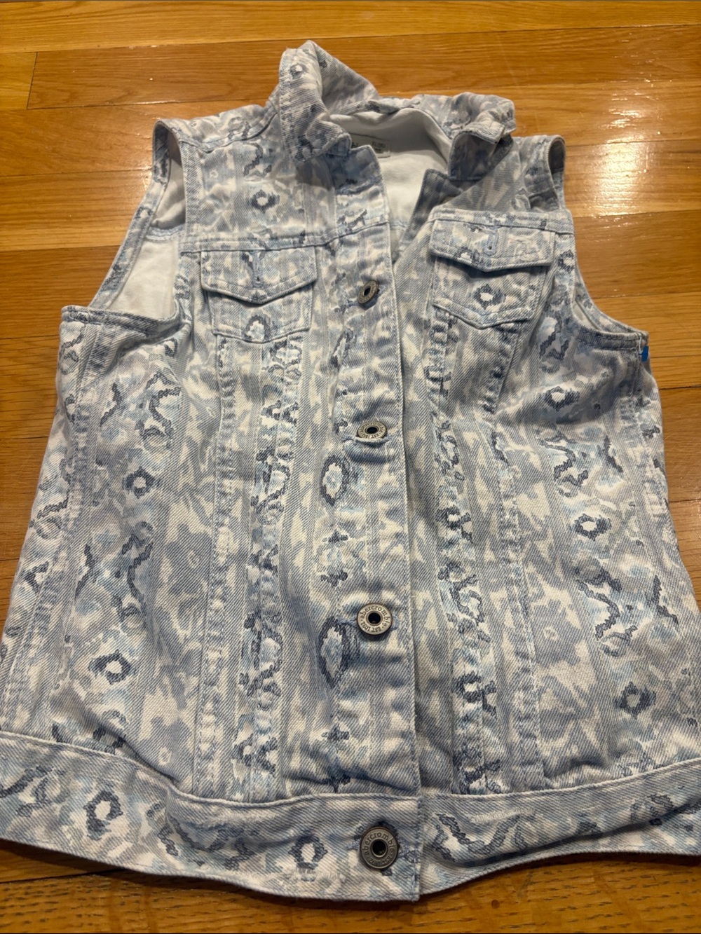 Abercrombie kids vest size XL good condition